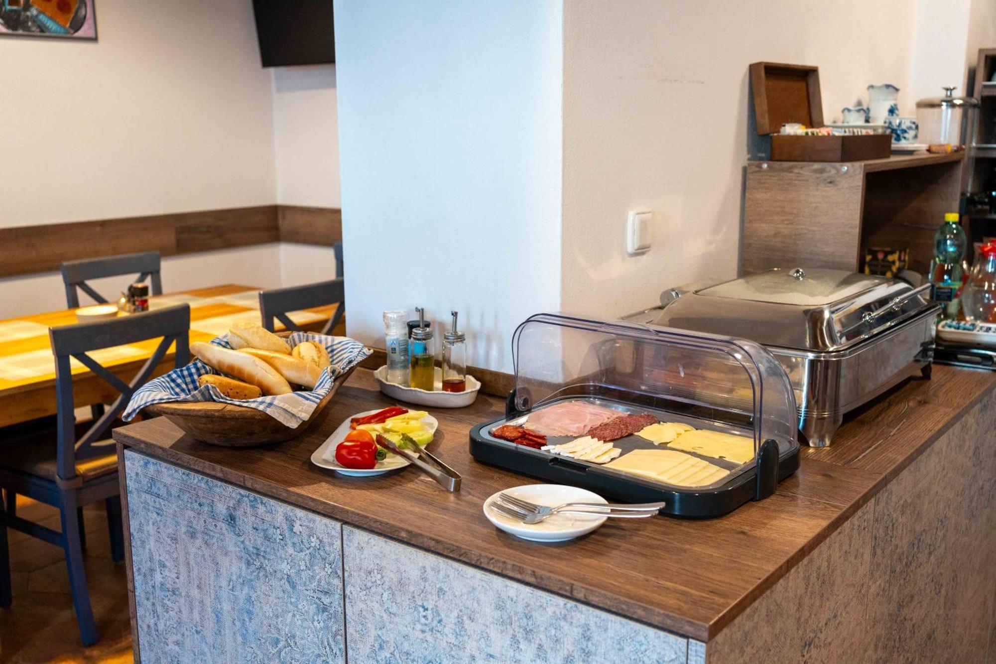 Přeštice Hotel Volf מראה חיצוני תמונה