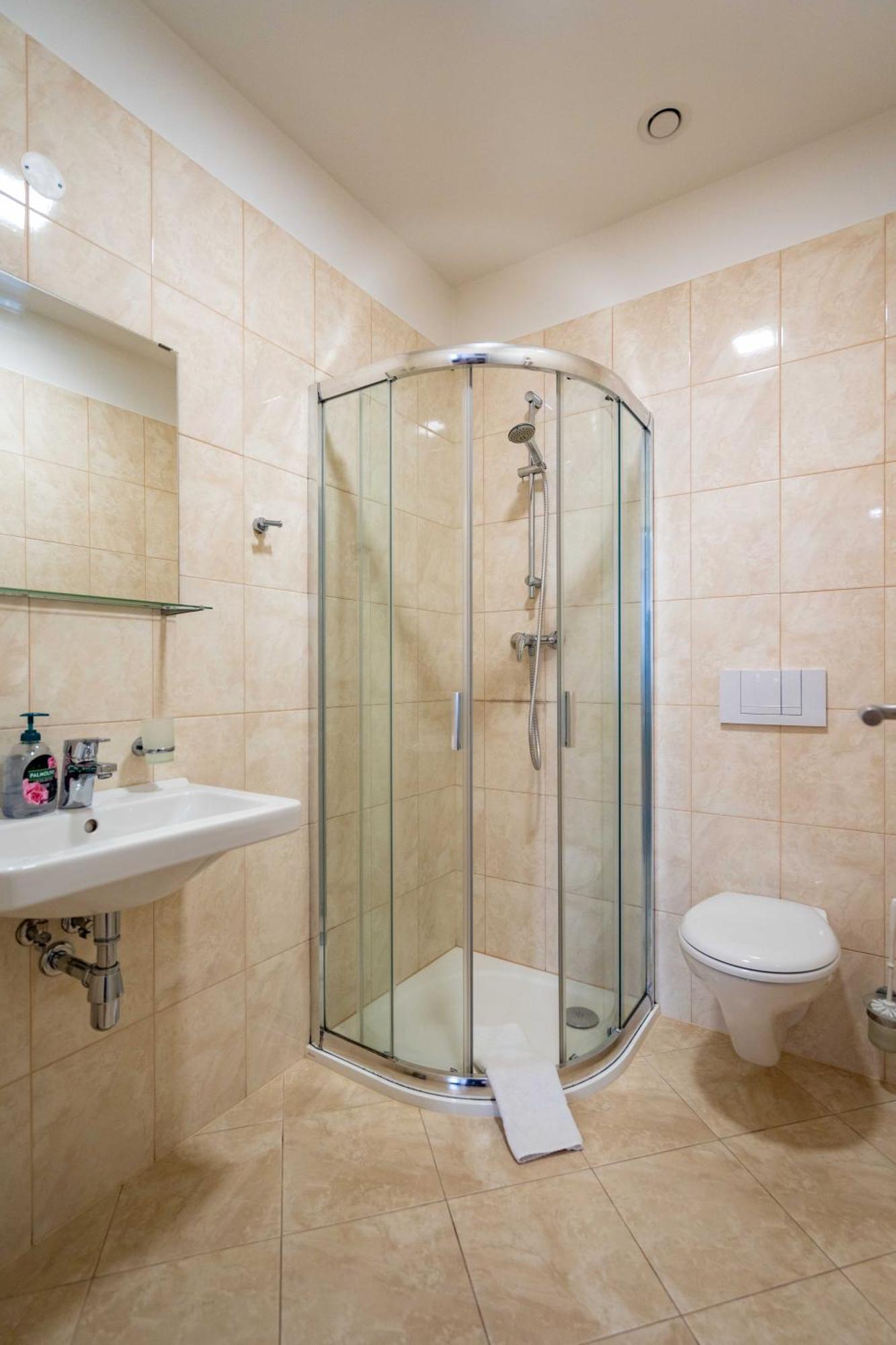 Přeštice Hotel Volf מראה חיצוני תמונה
