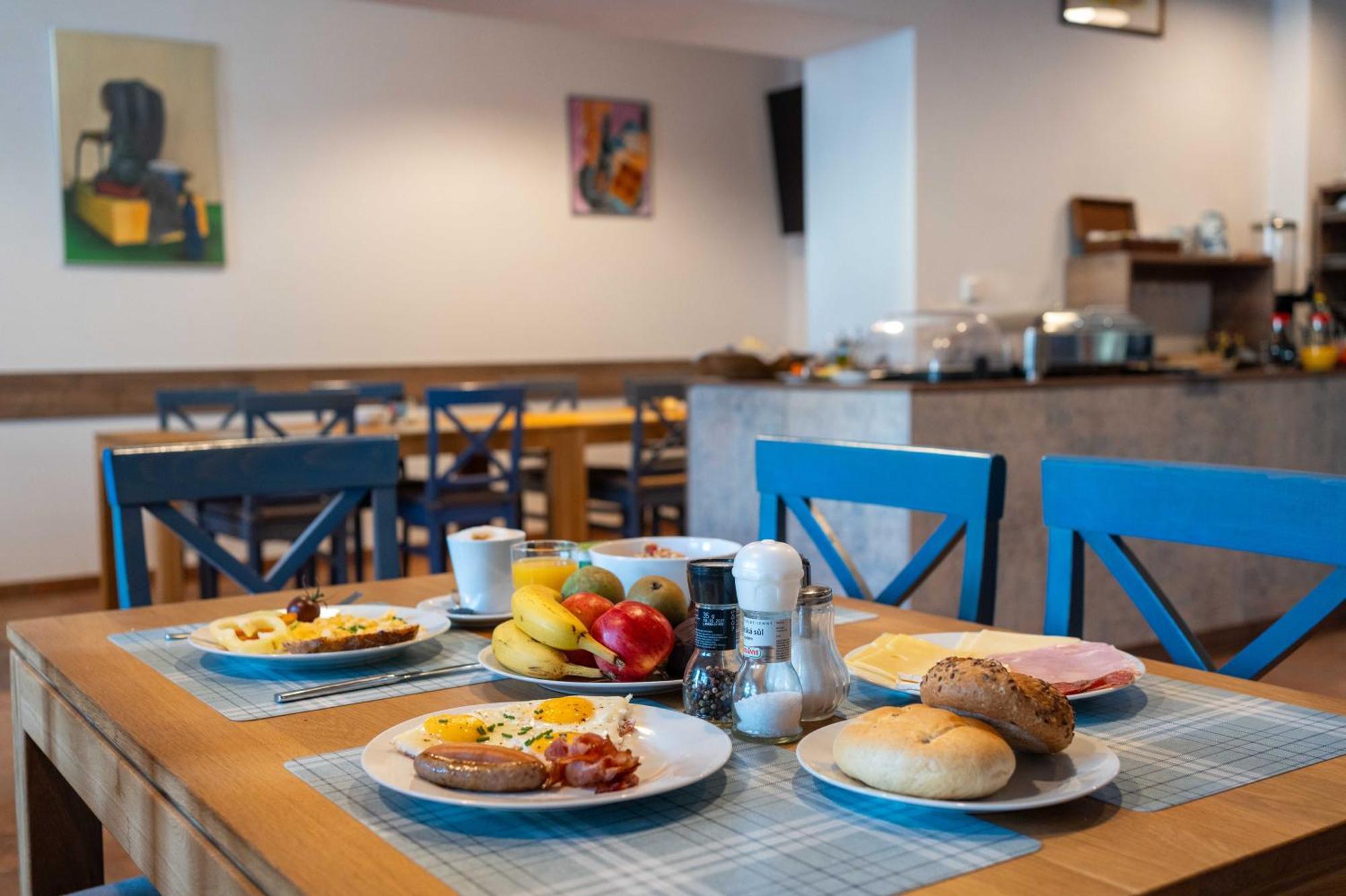 Přeštice Hotel Volf מראה חיצוני תמונה
