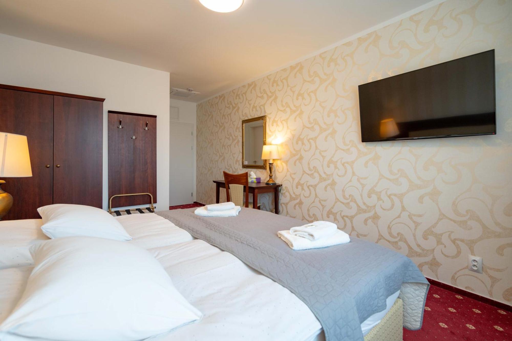 Přeštice Hotel Volf מראה חיצוני תמונה