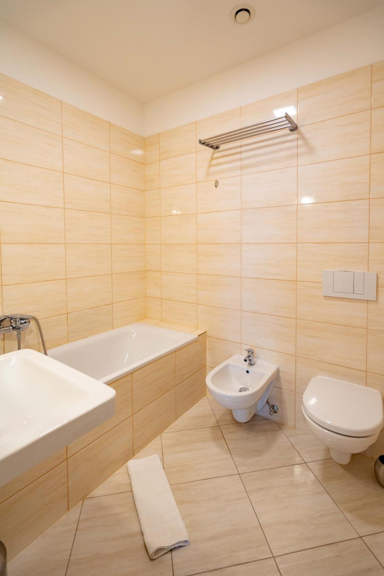 Přeštice Hotel Volf מראה חיצוני תמונה